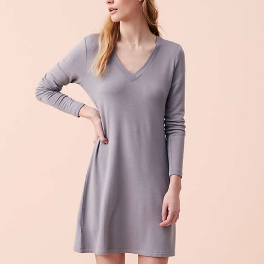 Lou and Grey signaturesoft long sleeve dress